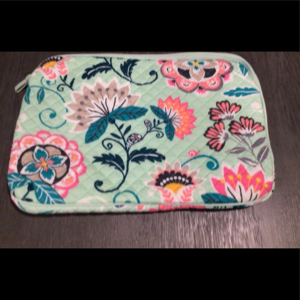 Vera Bradley Iconic Laptop Organizer